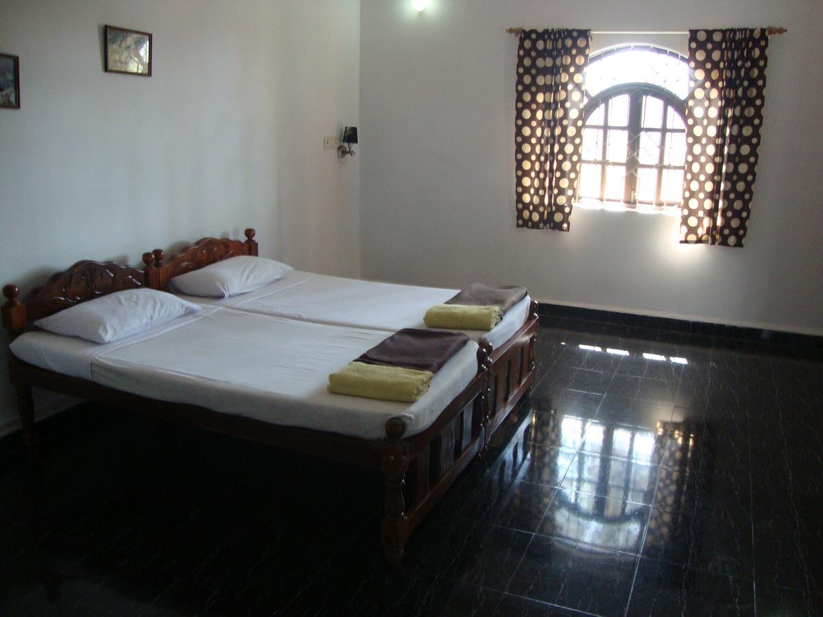 Leon Hide Out Guest House Vāsco Da Gāma Eksteriør bilde