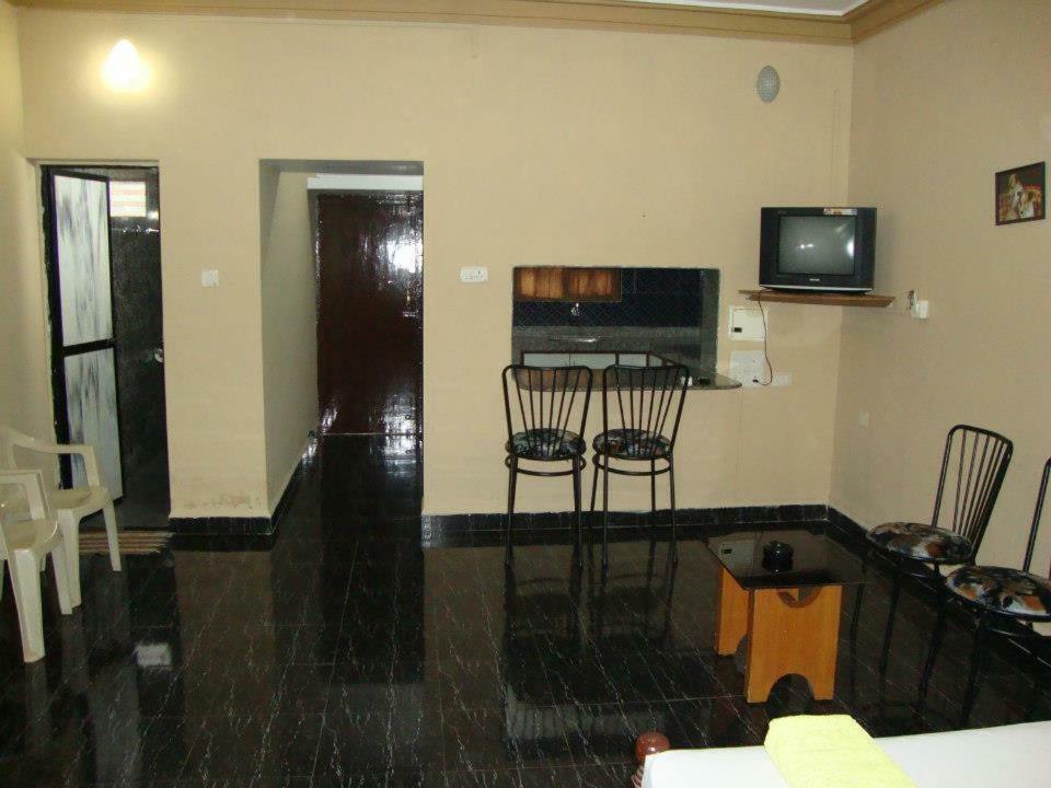 Leon Hide Out Guest House Vāsco Da Gāma Eksteriør bilde