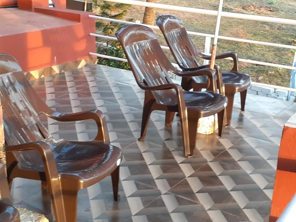 Leon Hide Out Guest House Vāsco Da Gāma Eksteriør bilde